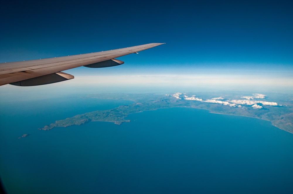 ¿Llevas una batería externa en tu equipaje? Esto es lo que debes saber antes de volar 